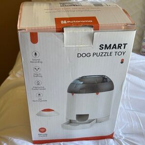 Interactive Dog Puzzle Toy - White and Gray